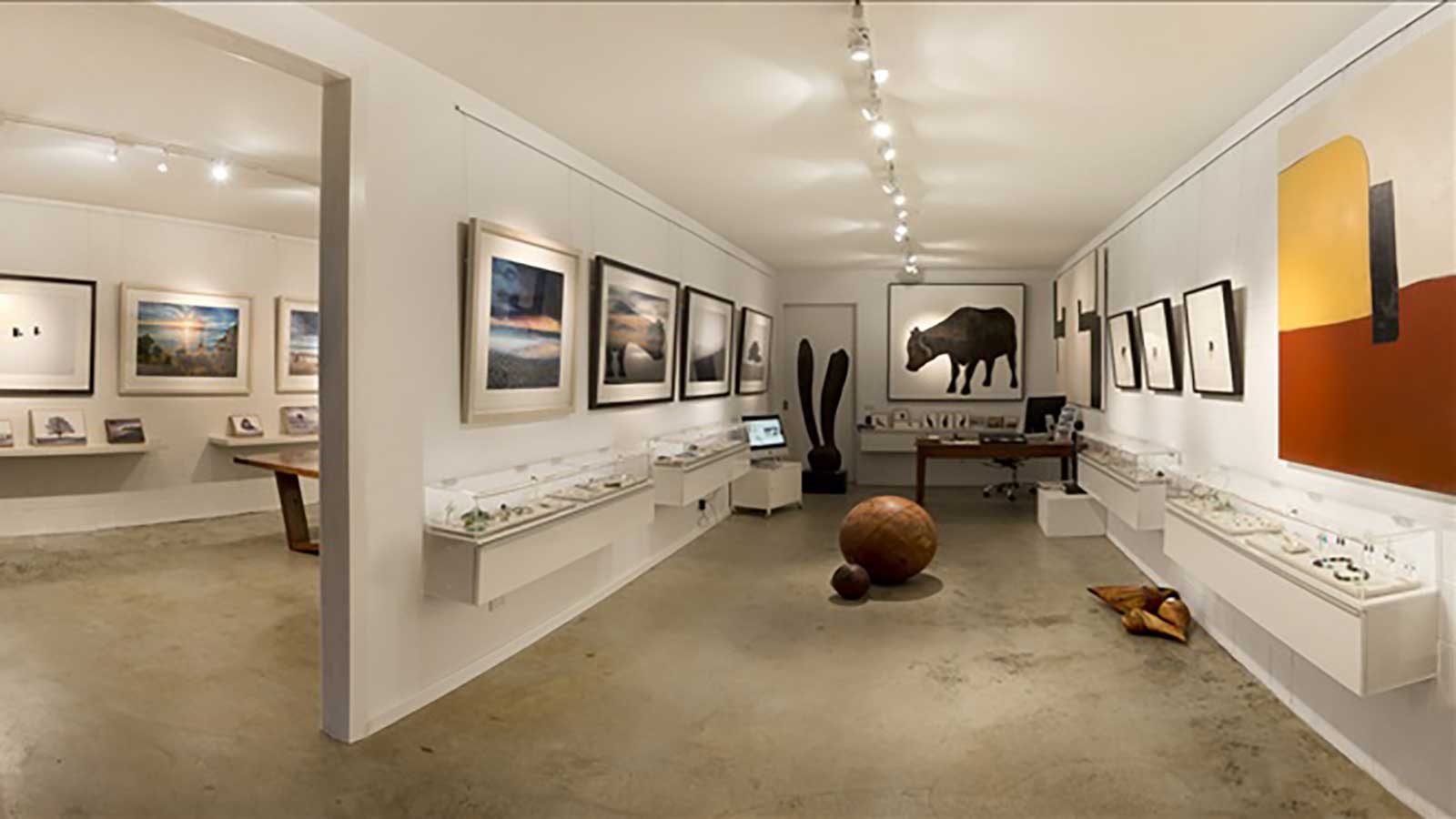 Moonlight Bay Apartments - Local Attractions - Art Galleries
